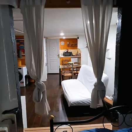 L'hypercentre Bed & Breakfast *